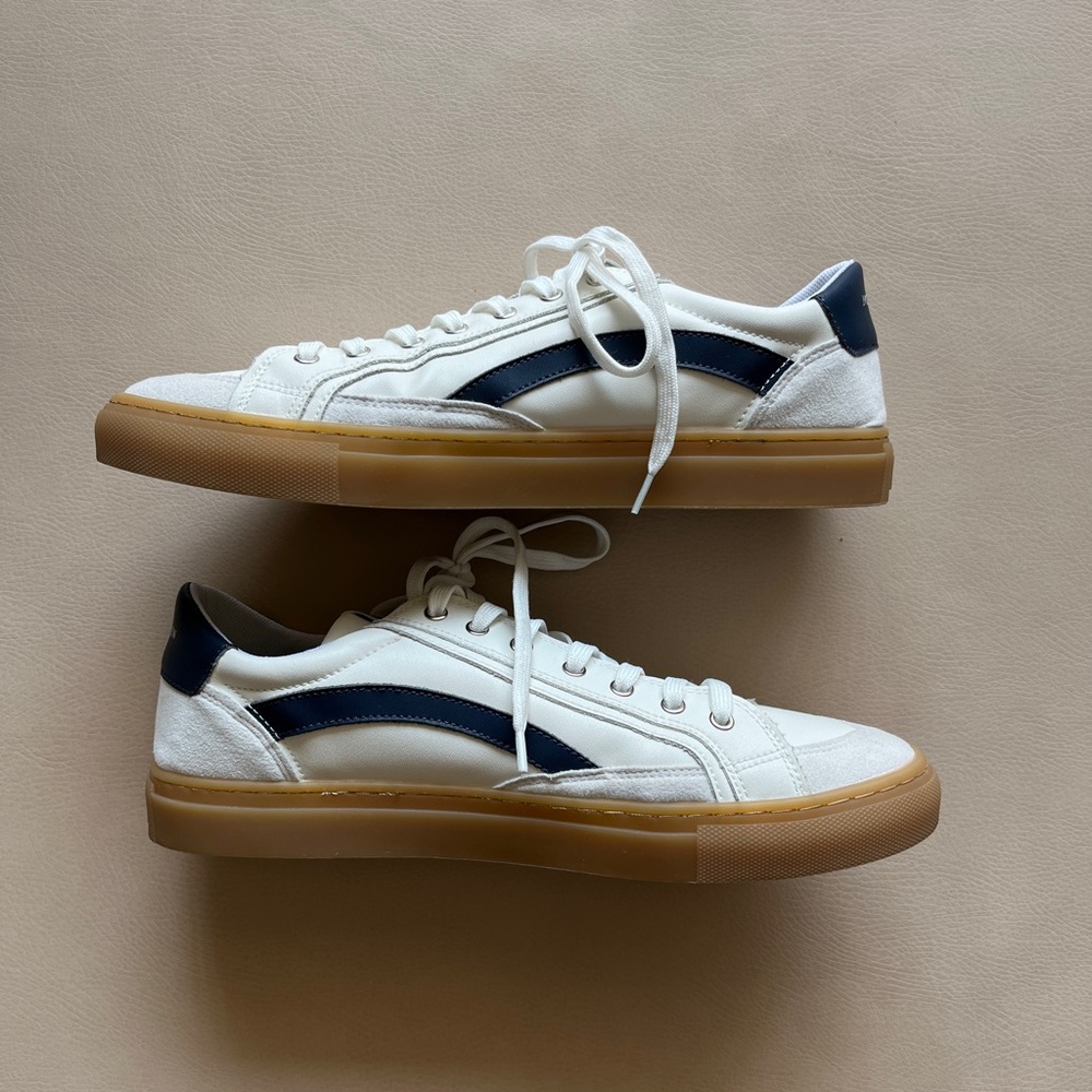Nothing New 10.5 Men's Saga One Sneakers